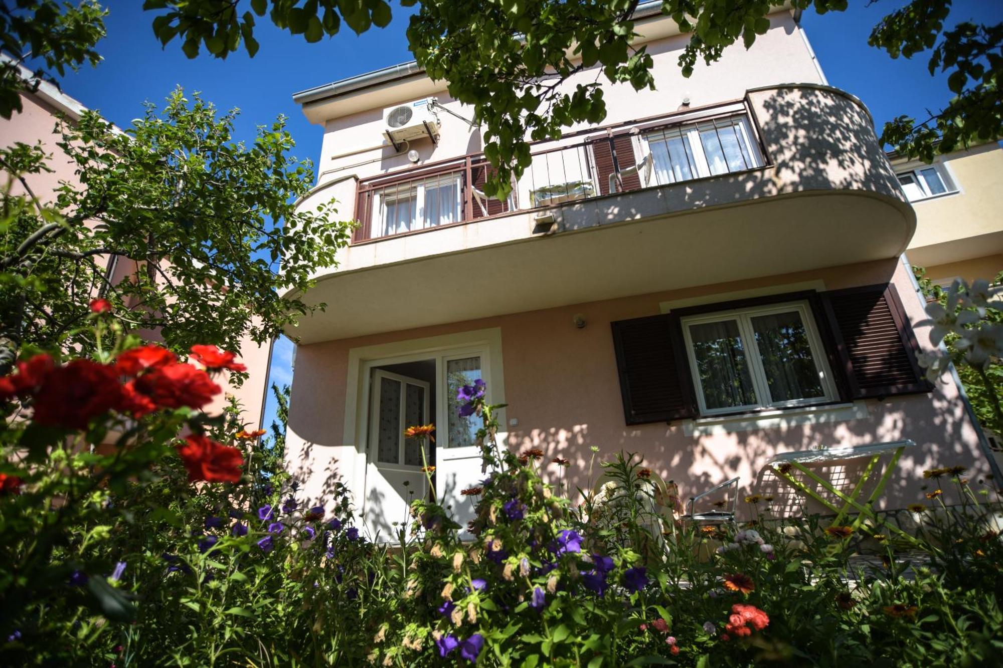 Apartmani Vitkovic II Cres Exterior foto