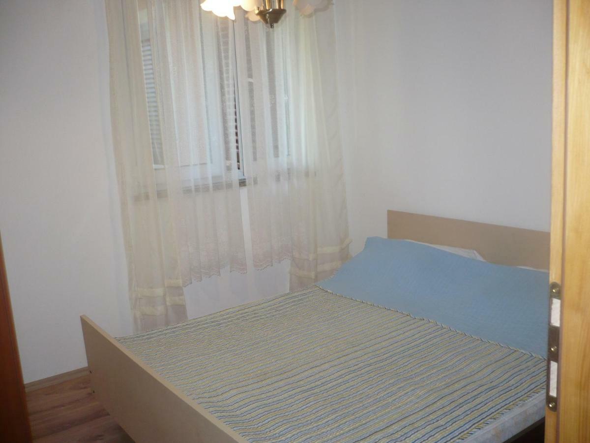Apartmani Vitkovic II Cres Exterior foto
